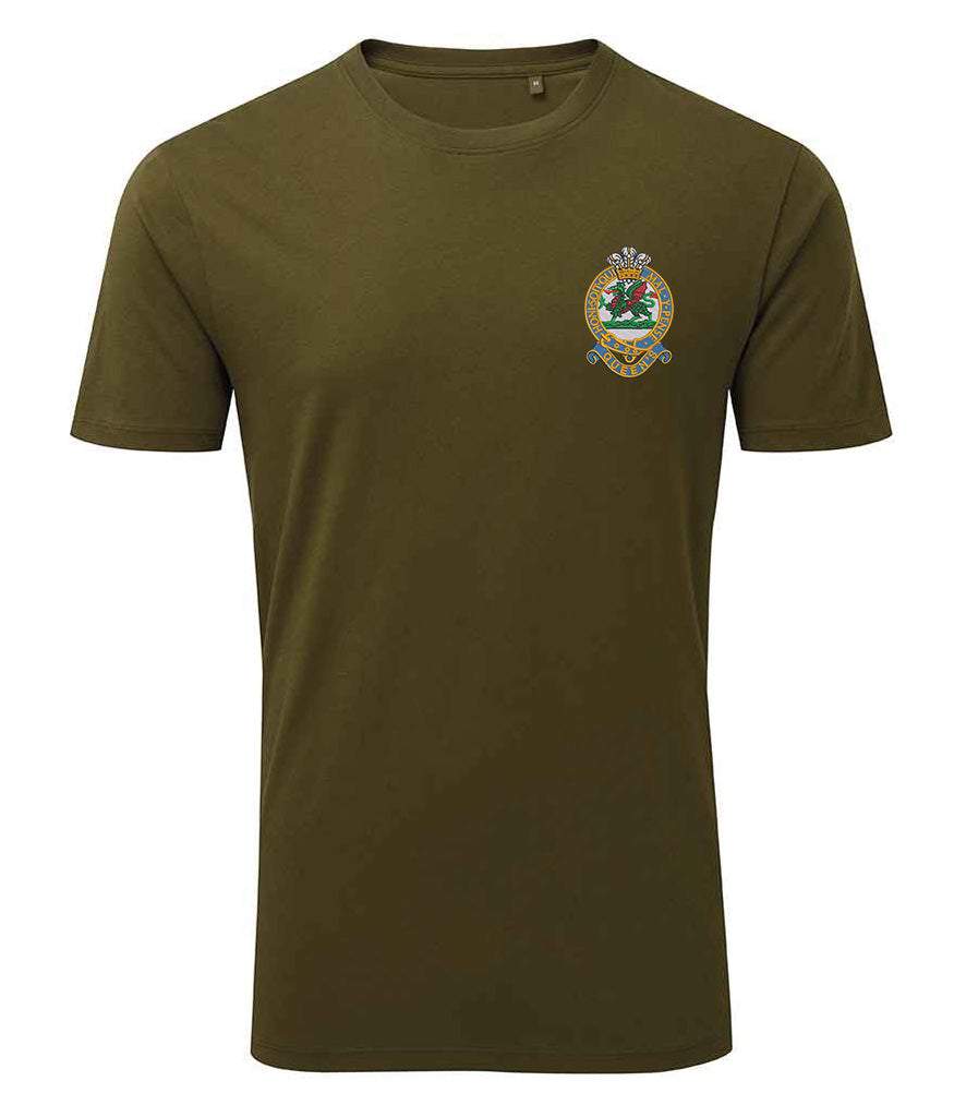 Queens Regiment T-Shirt with embroidered emblem, 100% organic cotton, olive green.