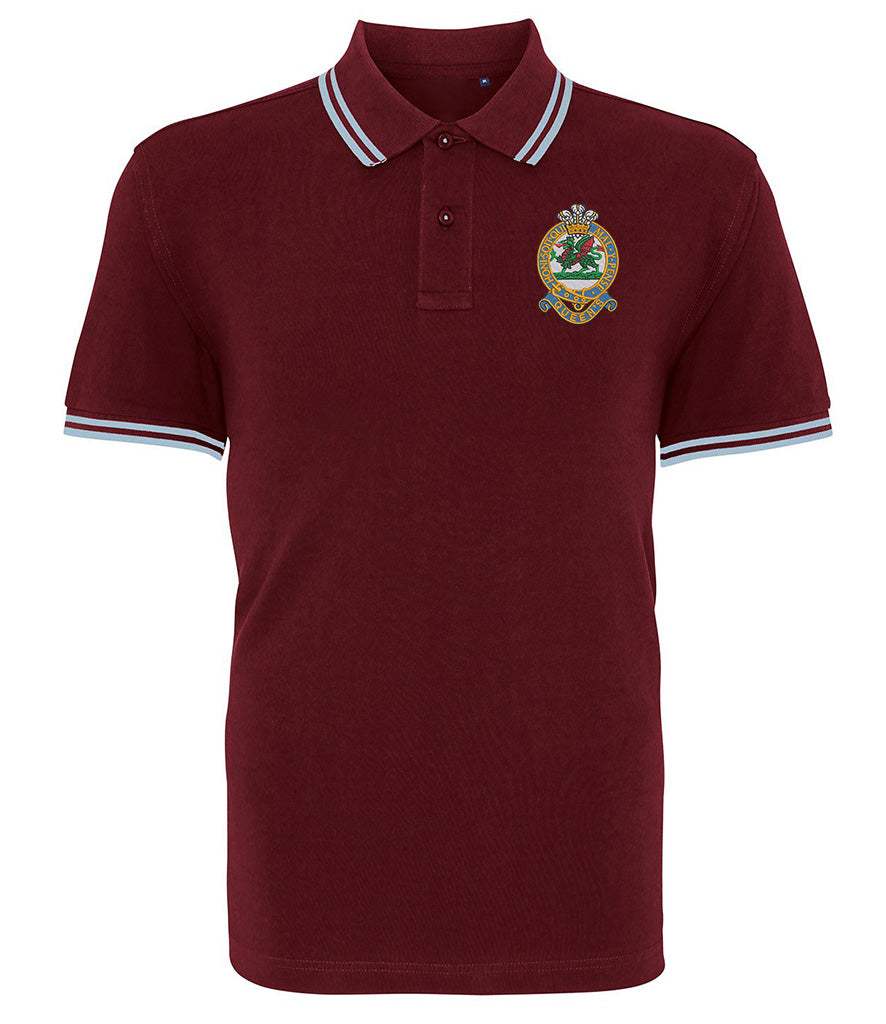 Queens Regiment tipped polo shirt with emblem, 100% ringspun cotton, burgundy with contrast collar and cuffs.